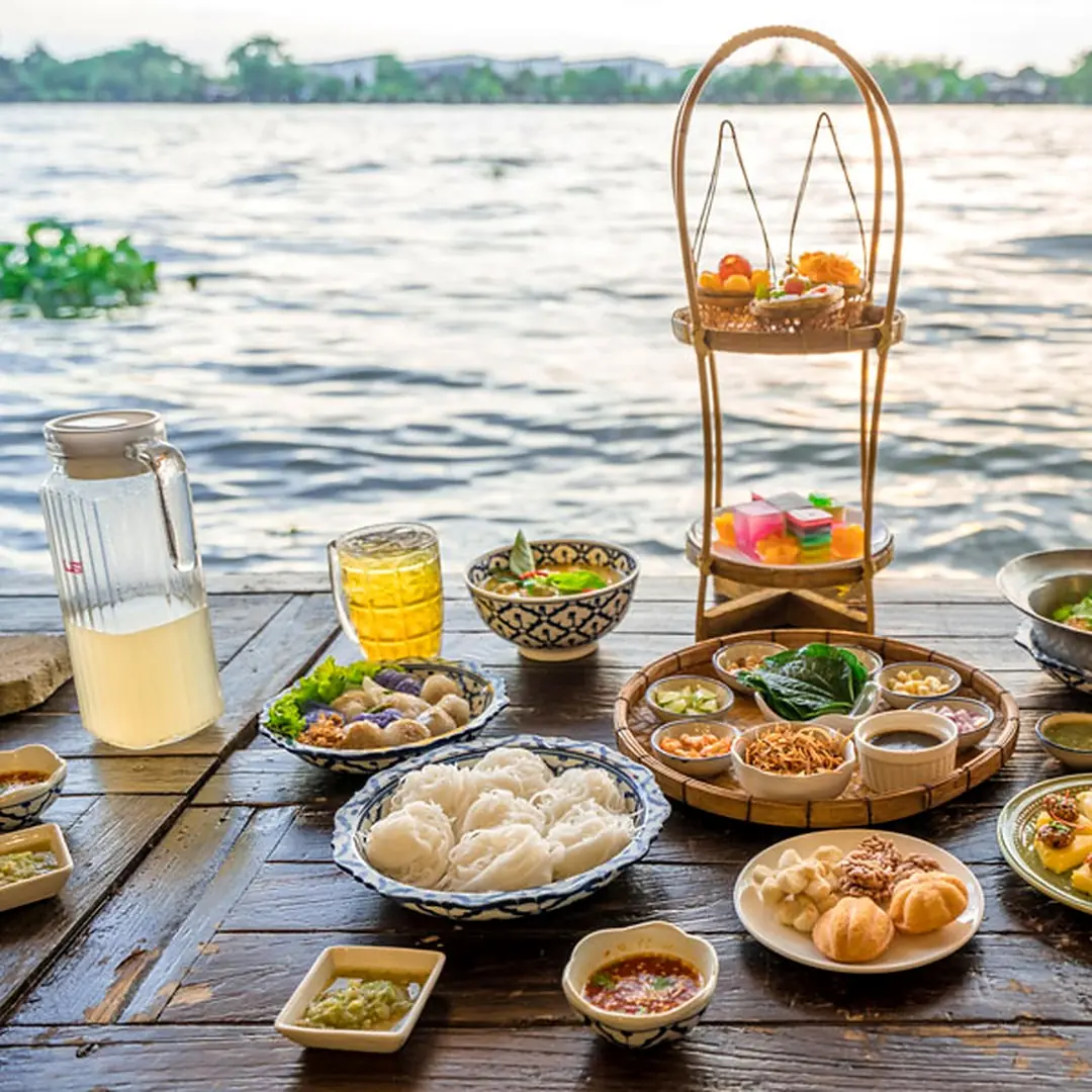 ร้านอาหารริมน้ำ